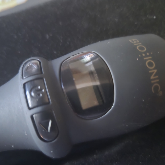 Bio Ionic GoldPro Wand Styler Used Once! - Picture 2 of 4